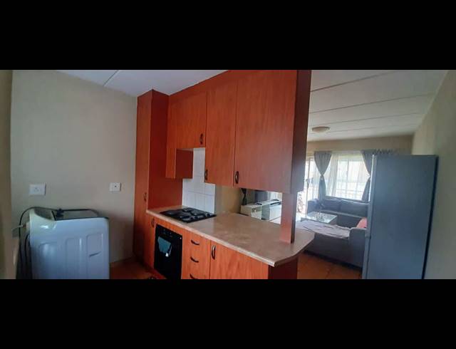 2 BEDROOM SECTIONAL TITLE FOR SALE IN BIRCHLEIGH